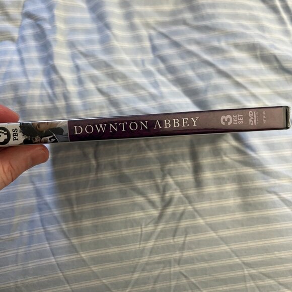 Downton Abbey Season 1 (Masterpiece) DVD - Picture 3 of 7